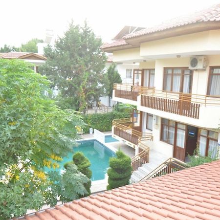 Uestuen Apart Marmaris Bagian luar foto
